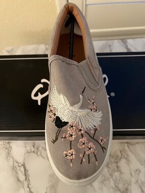 Qupid Light Grey Suede Heels with Black Box Accent